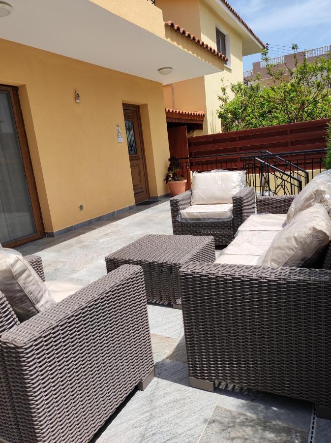 Villa Rina Paphos Extérieur photo
