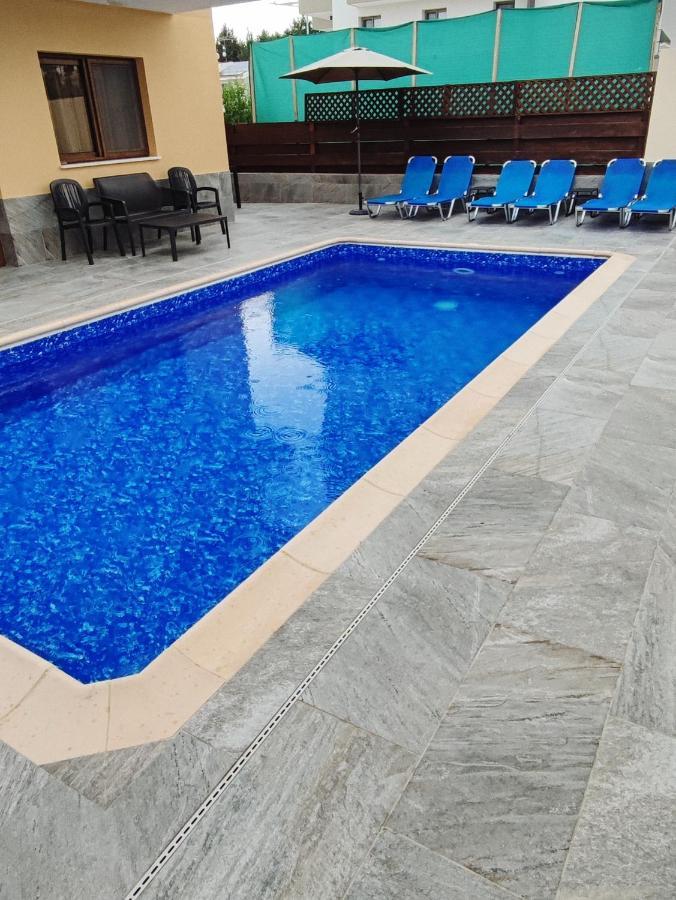Villa Rina Paphos Extérieur photo